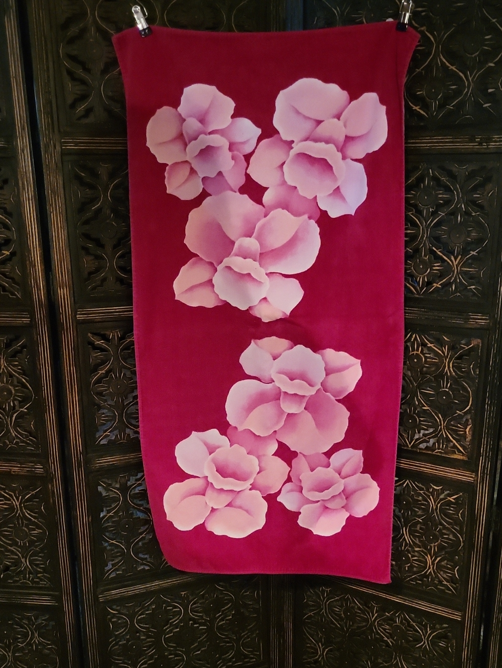 Vintage Cannon Floral Towels in Magenta with Pink Blossoms